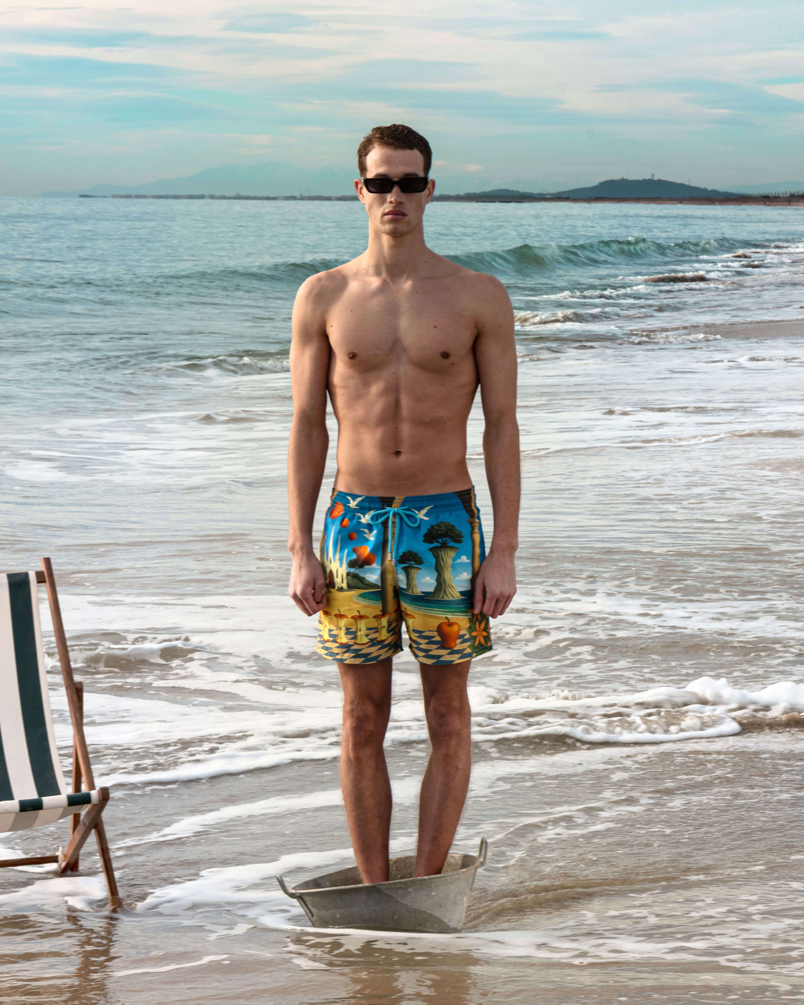 Eden Badeshorts für Herren – VBQ x 3.PARADIS SANTORINI look1 view