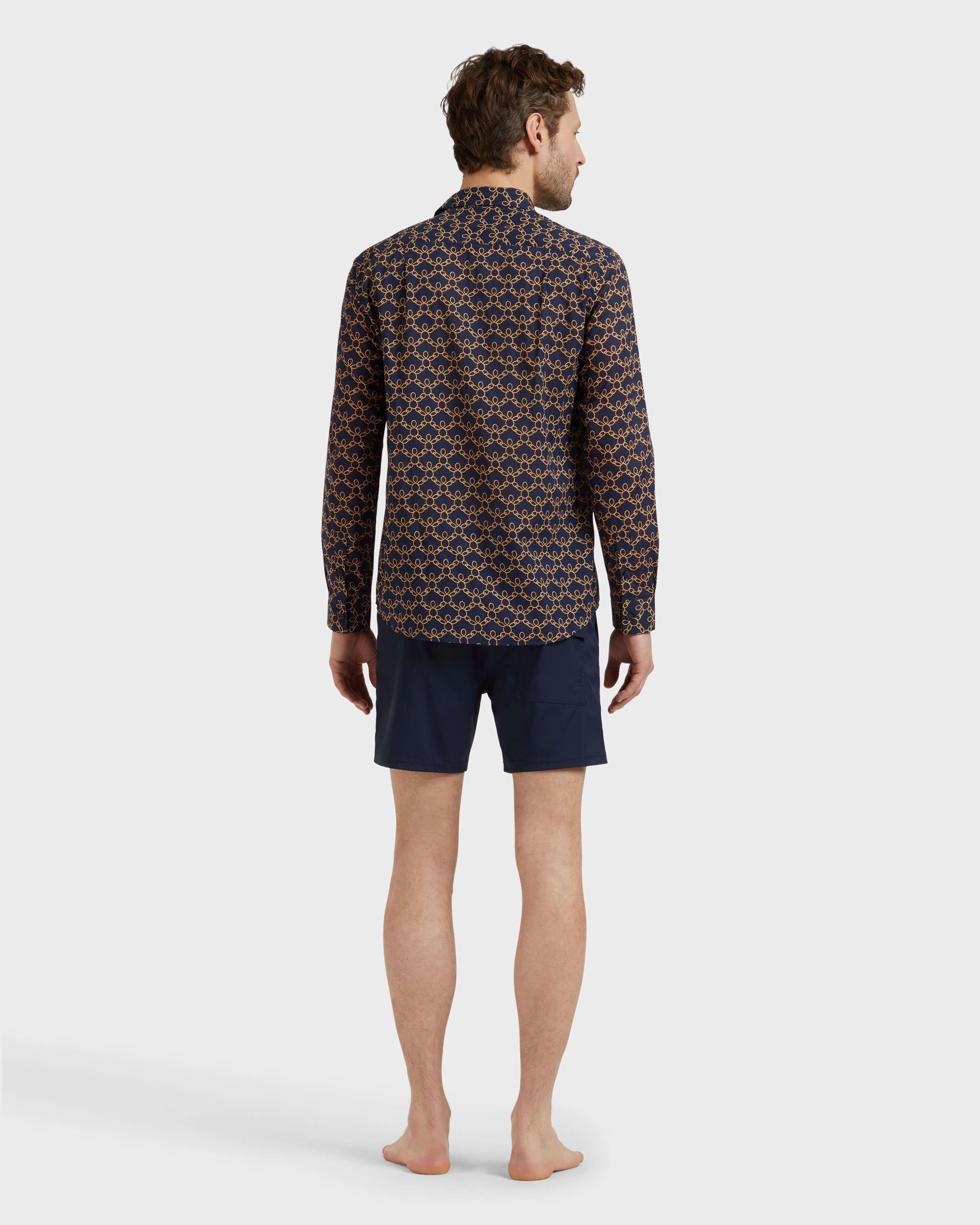 Men Cotton Voile Shirt Turtles Chains NAVY backworn view