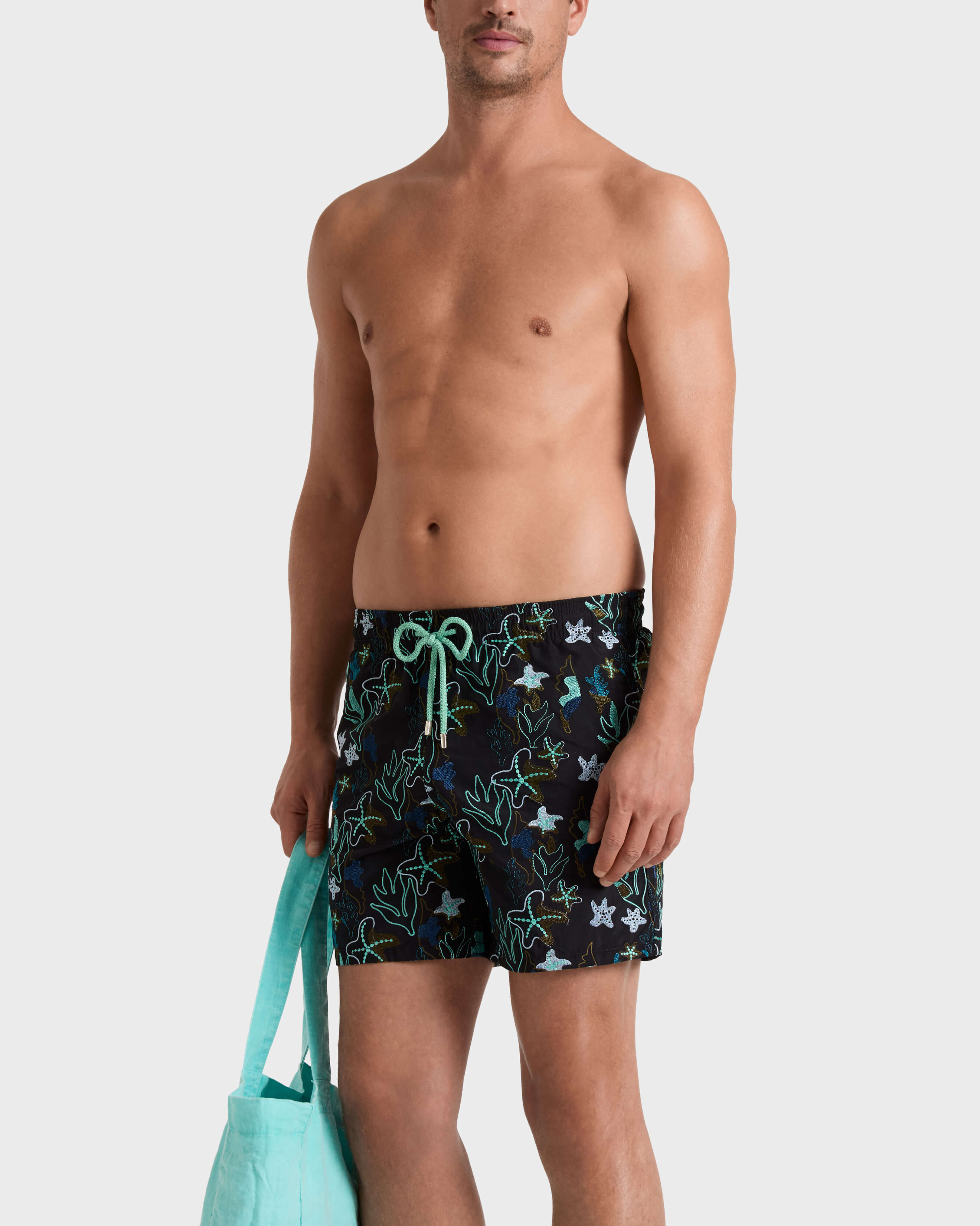Maillot de bain brodé Seaweed - Édition limitée NOIR frontworn view