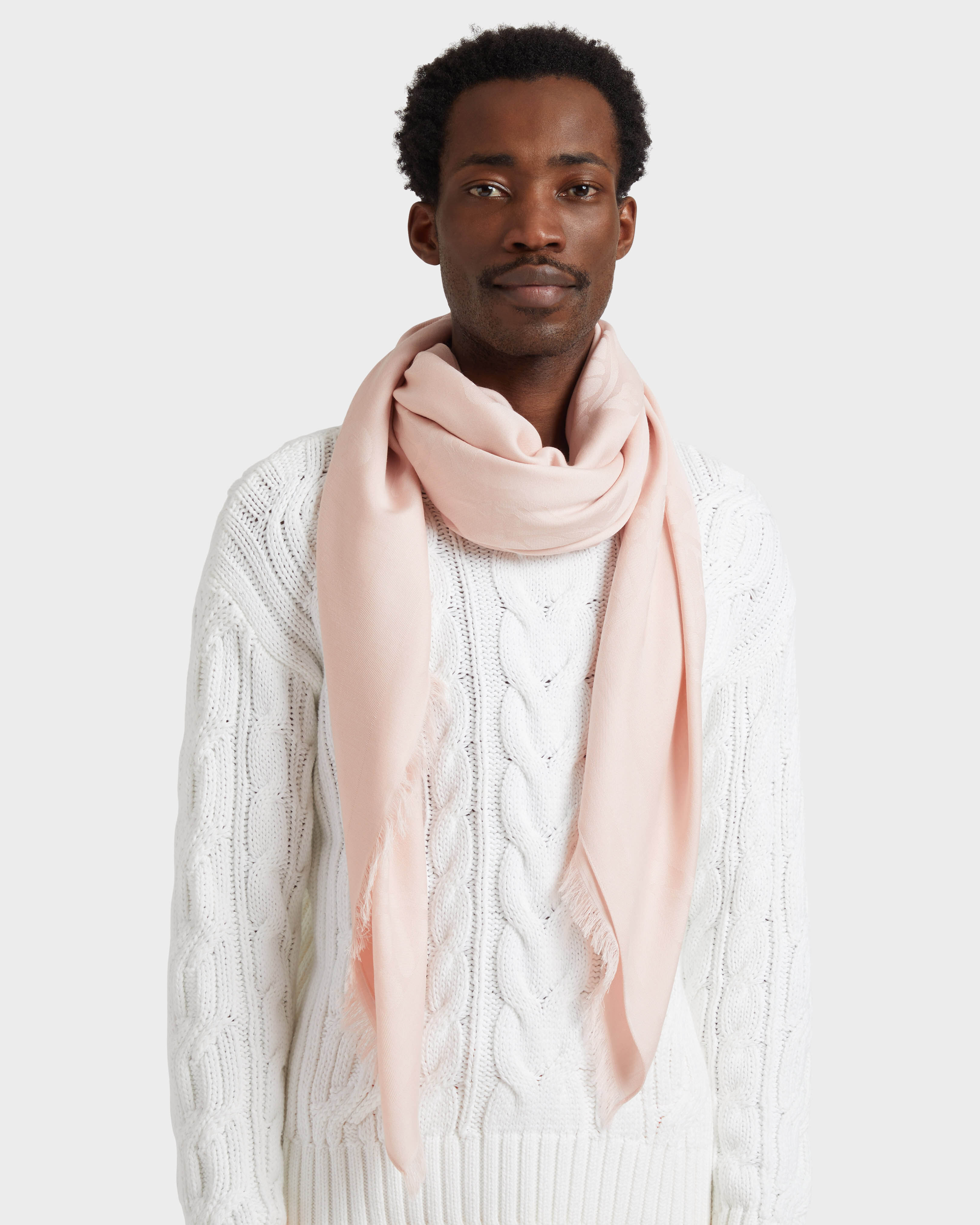 Ronde des Tortues Scarf CRISTAL PINK frontworn view
