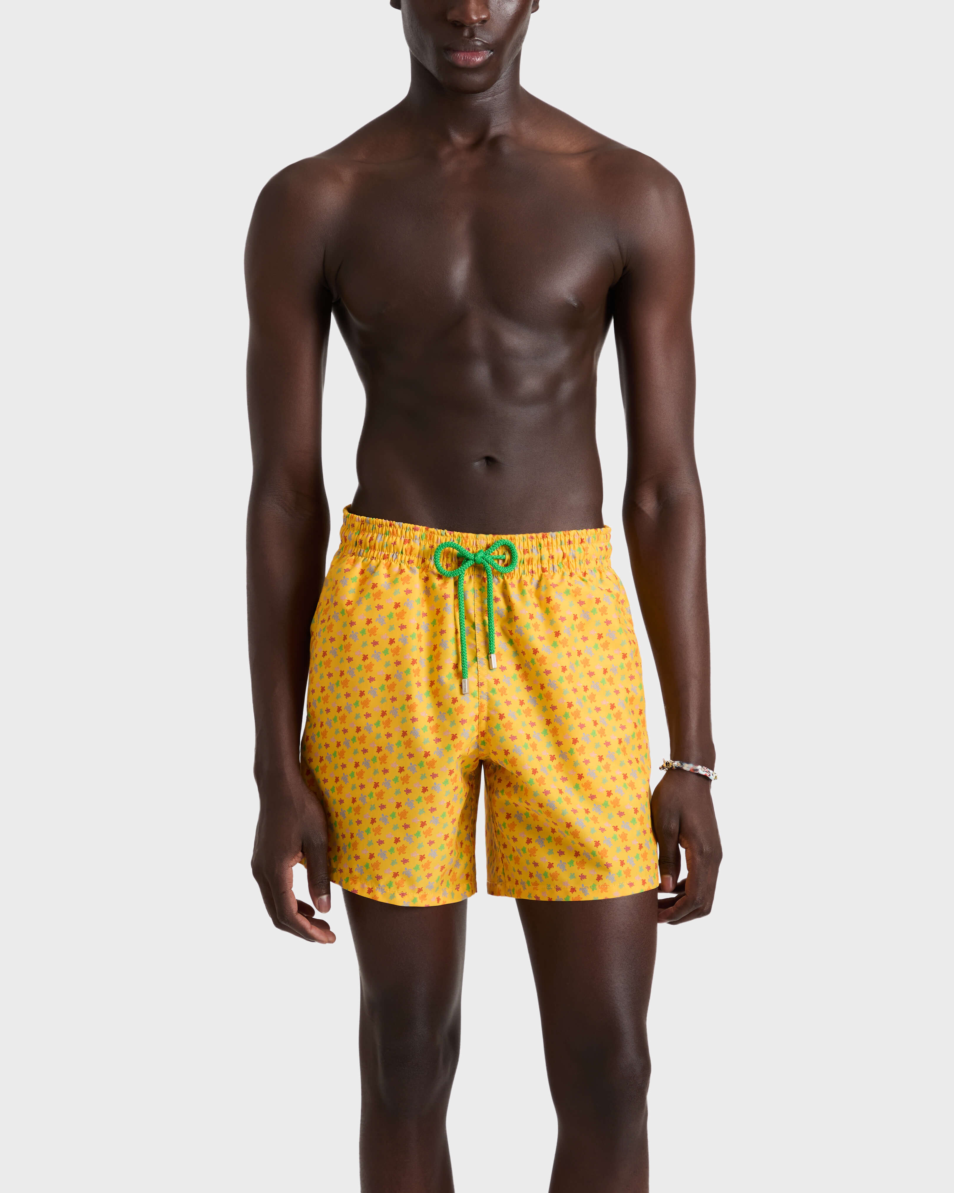 Micro Ronde des Tortues Badeshorts für Herren MAIS frontworn view