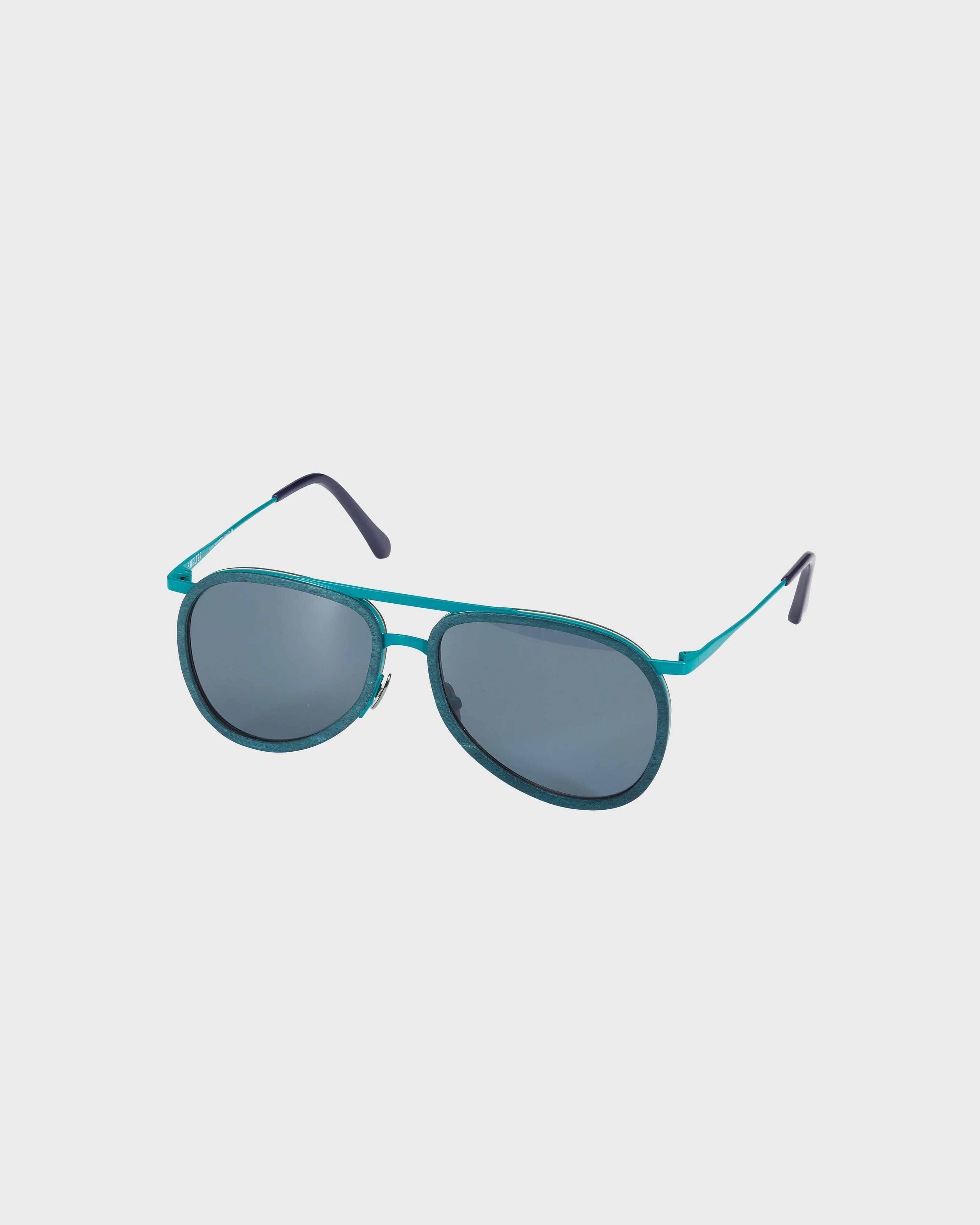 Wood Aviator Sunglasses Solid - Vilebrequin x Shelter FANFARE frontworn view