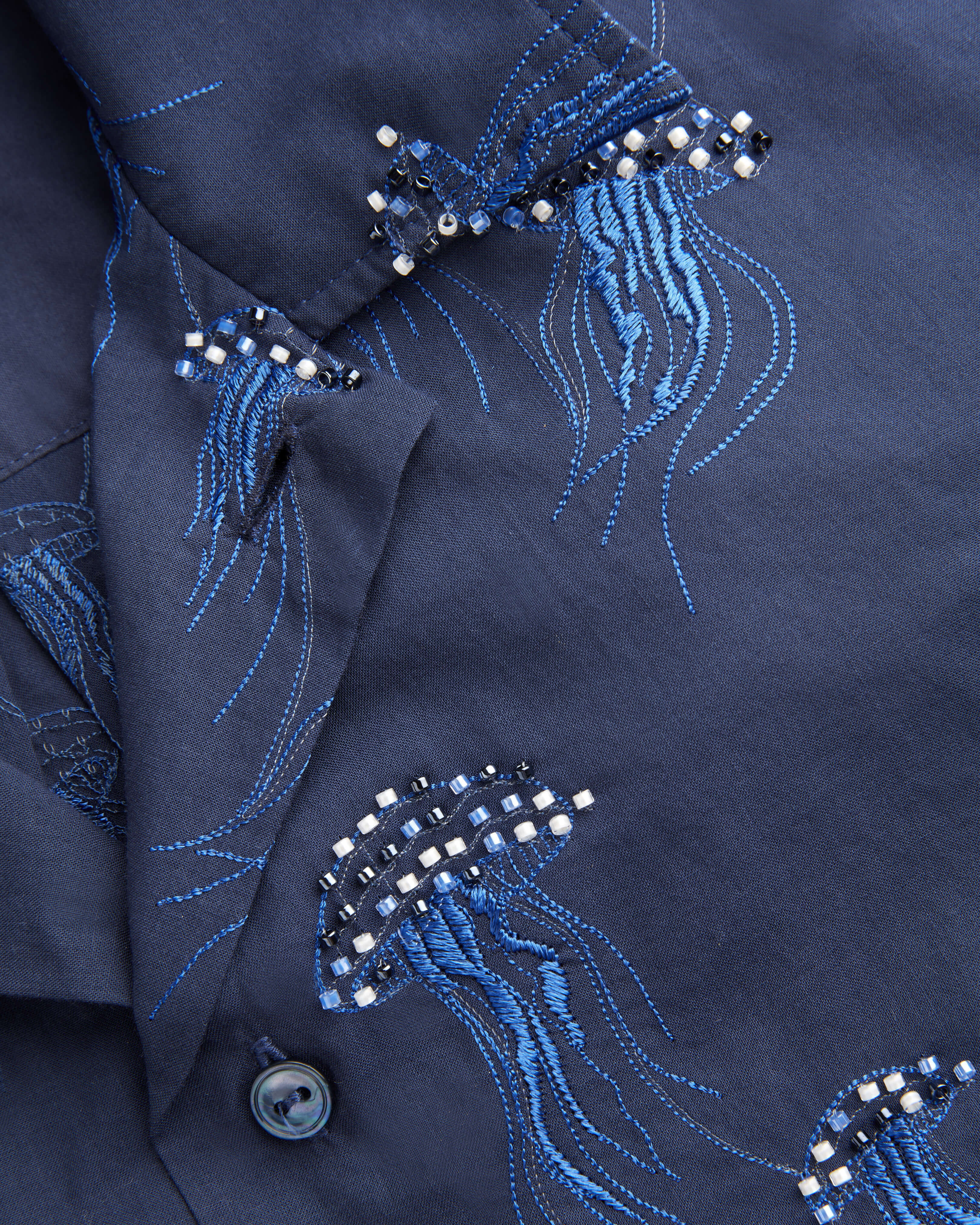 Camisa de manga corta en velo de algodón Medusas bordadas con abalorios hombre - Collection Limited AZUL MARINO look1 view