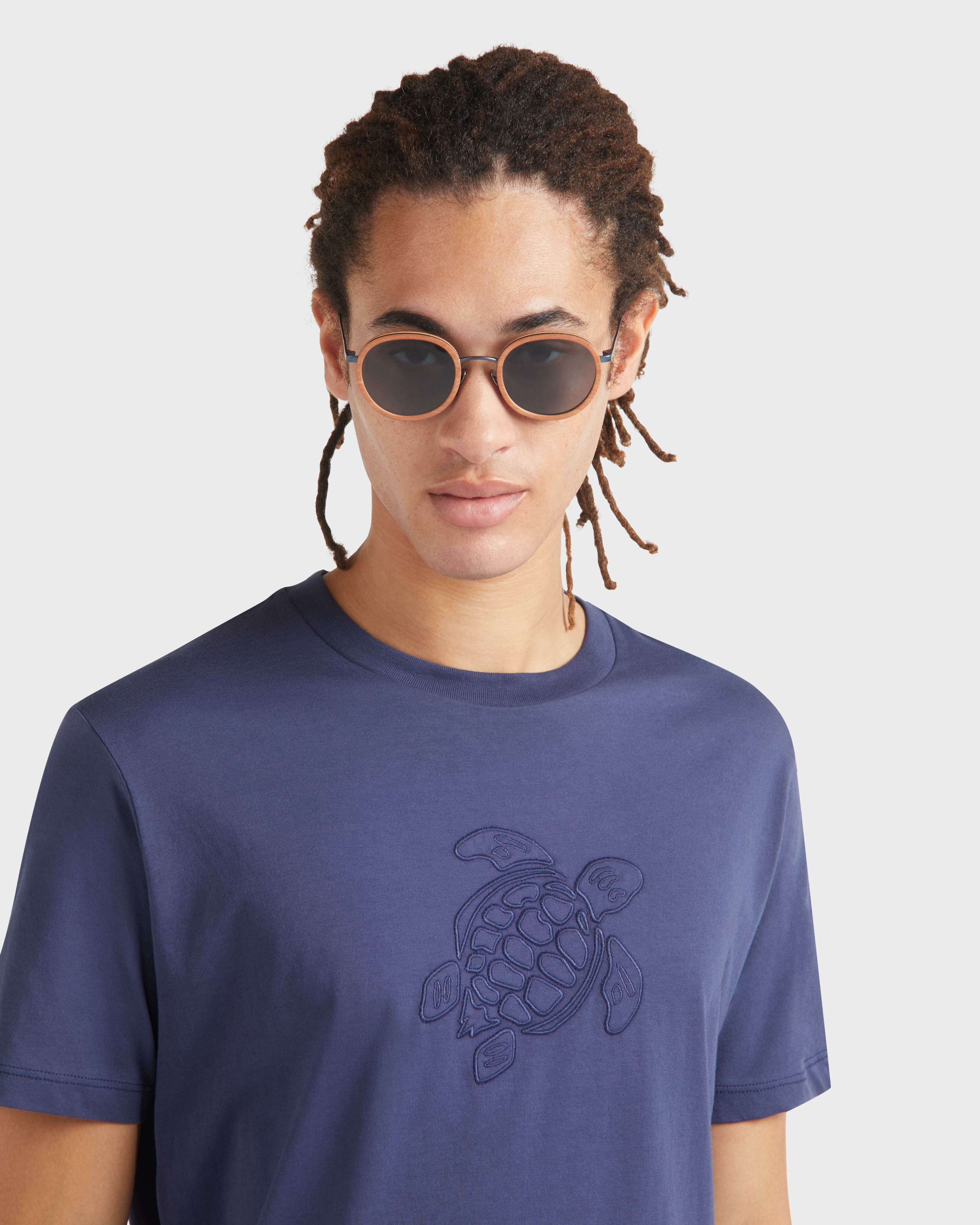 Men Cotton T-shirt Embroidered tone on tone Turtle NAVY supp2 view