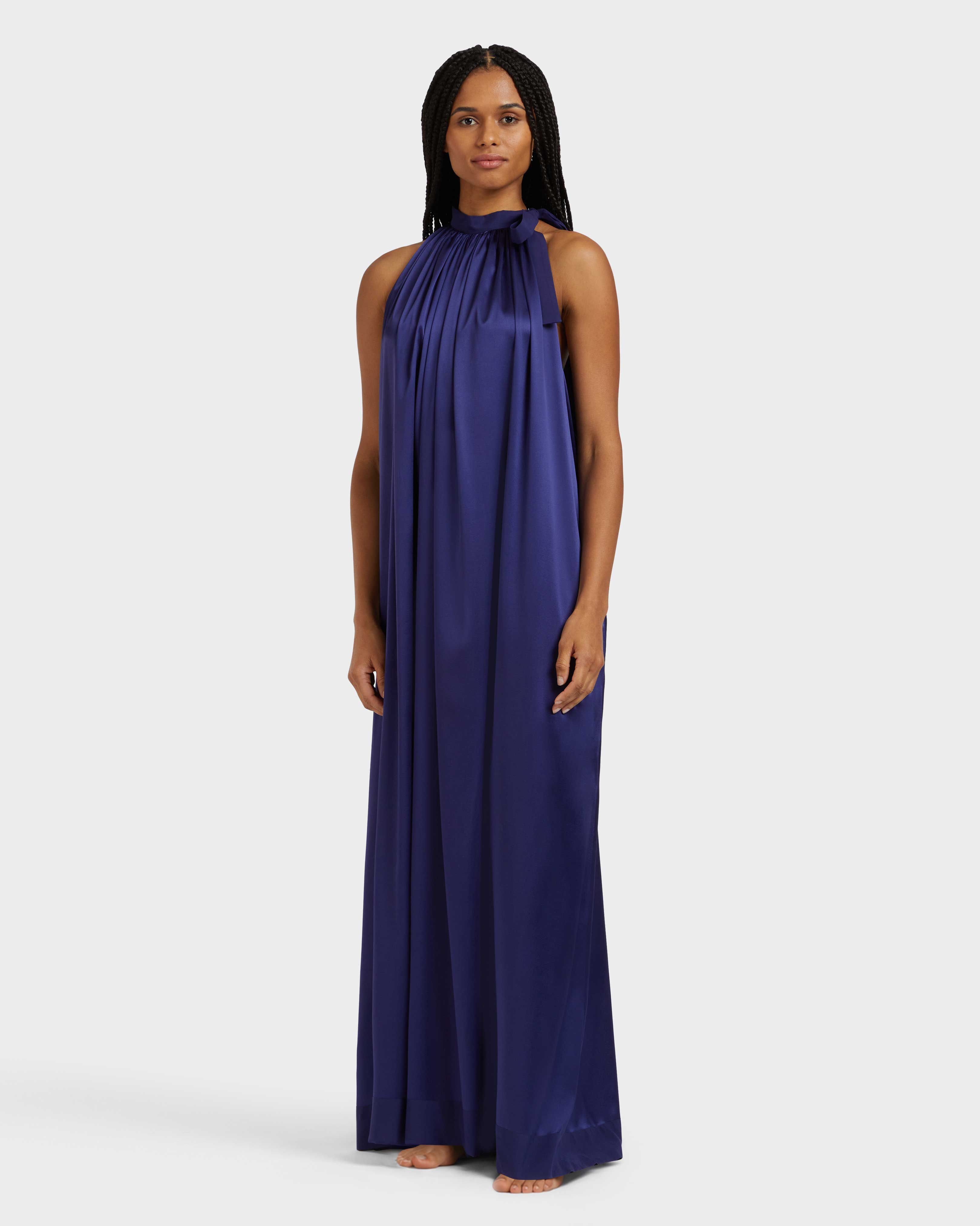 Robe longue satin de soie femme unie MINUIT frontworn view