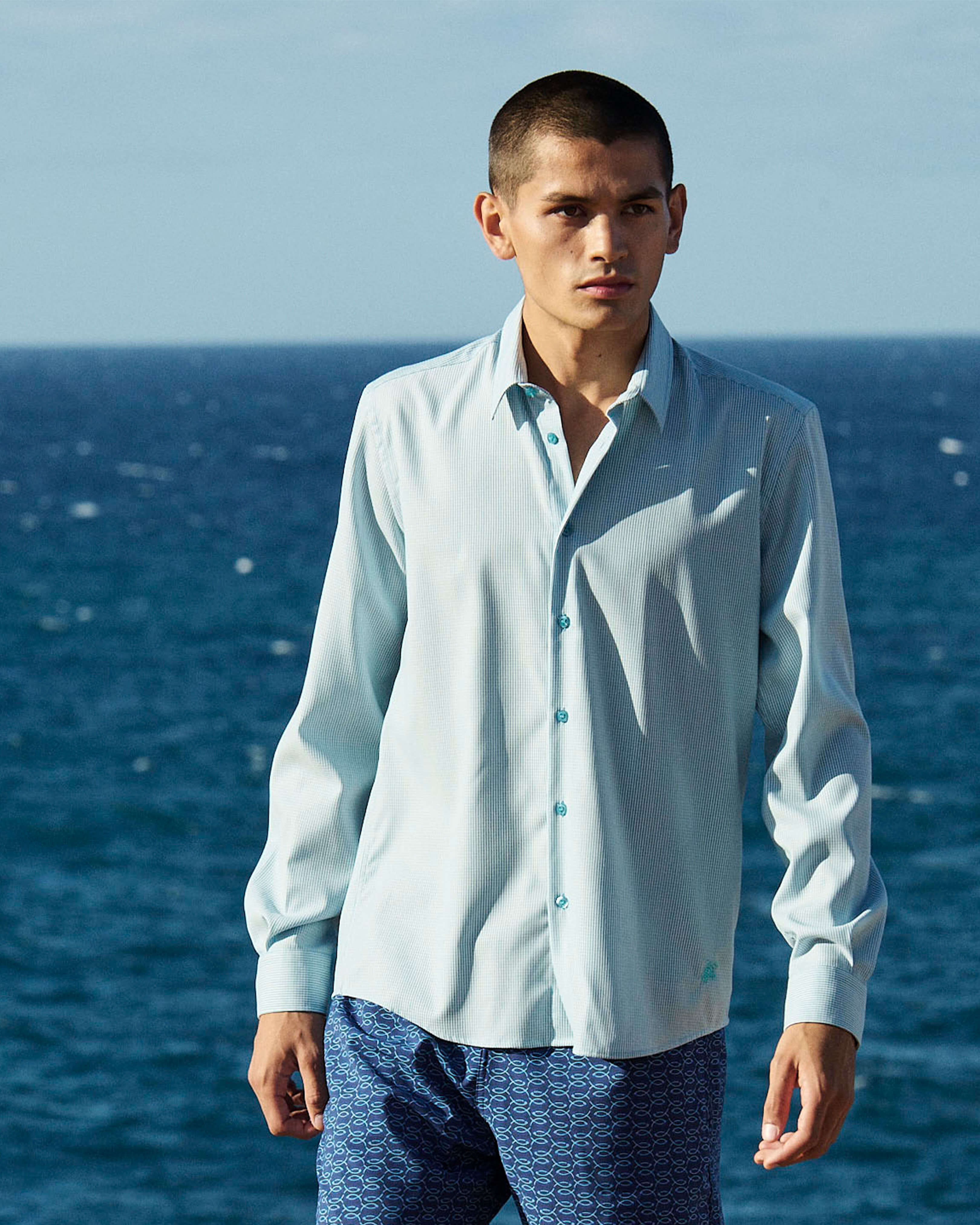 Camicia uomo in lana Micro Rayures Tailoring BLUE TOPAZ lifestyle view
