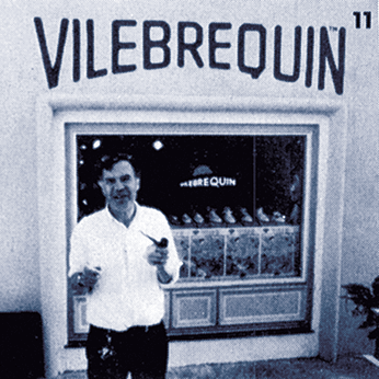 Fred Prysquel in front of Vilebrequin shop