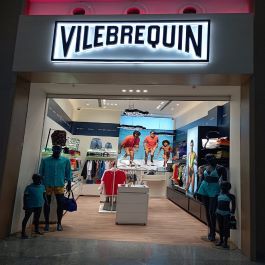 VILEBREQUIN ISTANBUL AIRPORT swimwear shop