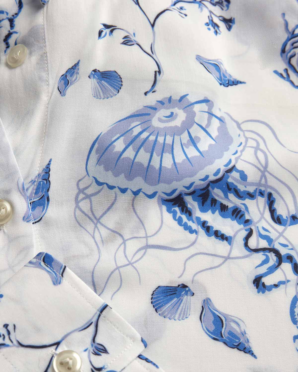 Focus dress of medusa shell