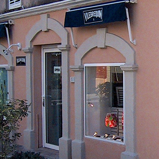 negozio di costumi da bagno VILEBREQUIN ST-TROPEZ LA POSTE