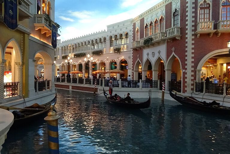 Louis Vuitton Las Vegas Palazzo store, United States