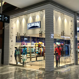 VILEBREQUIN Hudson Yards swimwear store VILEBREQUIN Hudson Yards swimwear store
