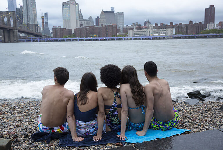 Friends in the city beach New York Vilebrequin