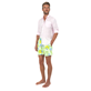 Der Look für herren: Badeshorts Surfing Turtles, front Der Look für herren: Badeshorts Surfing Turtles, front