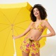 Mujer Autros Estampado - Pantalón corto de baño con estampado Monsieur André - Vilebrequin x Smiley® para mujer, Limon vista frontal desgastada