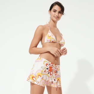 Donna Altri Stampato - Shorts da bagno donna Kaleidoscope, Camellia vista frontale indossata
