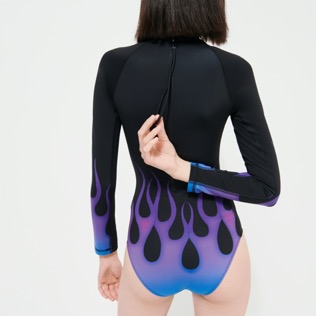 Damen Einteiler Bedruckt - Langärmeliger Hot Rod 360° Rashguard-Badeanzug für Damen – Vilebrequin x Sylvie Fleury, Schwarz Details Ansicht 2