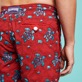 Herren Klassische Bestickt - Turtles Jewels Badeshorts mit Stickerei für Herren – Limited Edition, Rot Details Ansicht 1