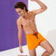 男款 Others 纯色 - 男士纯色修身弹力游泳短裤, Apricot 细节视图3