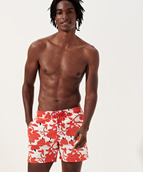 男款 Classic 印制 - Men Swimwear Lantern Flowers- Vilebrequin x Donald Sultan, White 正面穿戴视图