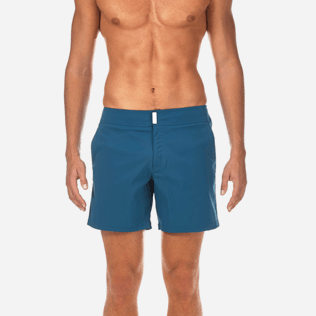 Herren Körpernahe Passform Uni - Kurze und figurbetonte Solid Stretch-Bademode für Herren, Gischt supp1 Herren Körpernahe Passform Uni - Kurze und figurbetonte Solid Stretch-Bademode für Herren, Gischt supp1