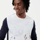 Herren Andere Bedruckt - Men Long Sleeves T-shirt - Vilebrequin x Massimo Vitali, Himmelblau Details Ansicht 2