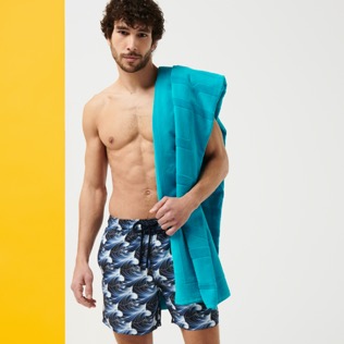 男款 Others 纯色 - 有机棉的纯色沙滩巾, Ming blue 正面穿戴视图