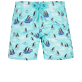 Imagen de Niños Autros Estampado - Bañador con estampado 1995 Penguins On The Rock ! para niño, Laguna vista frontal Imagen de Niños Autros Estampado - Bañador con estampado 1995 Penguins On The Rock ! para niño, Laguna vista frontal