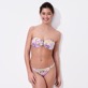 Donna Fascia Stampato - Top bikini donna a fascia Rainbow Flowers, Cyclamen vista frontale indossata