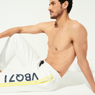 Bild von Herren Andere Bedruckt - Solid Jogginghose aus Baumwolle für Herren, Off white Details Ansicht 2 Bild von Herren Andere Bedruckt - Solid Jogginghose aus Baumwolle für Herren, Off white Details Ansicht 2