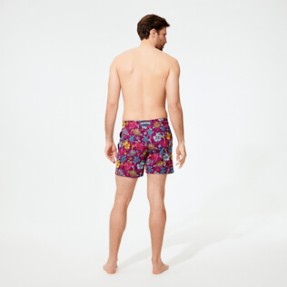 Herren Klassische Bestickt - Tropical Turtles Bademode mit Stickarbeiten für Herren – Limited Edition, Kerala backworn Herren Klassische Bestickt - Tropical Turtles Bademode mit Stickarbeiten für Herren – Limited Edition, Kerala backworn