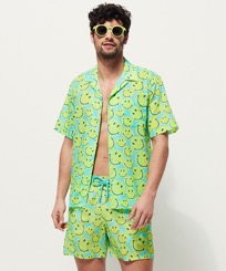 Men Others Printed - Men Bowling Shirt Linen and Cotton Turtles Smiley - Vilebrequin x Smiley®, Lazulii blue front worn view