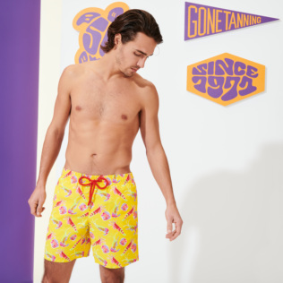 Men Classic Printed - Men Swimwear 1983 Crevettes et Poissons, Lemon frontworn Men Classic Printed - Men Swimwear 1983 Crevettes et Poissons, Lemon frontworn