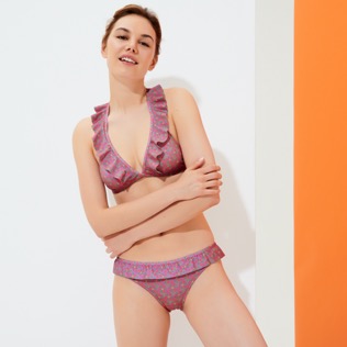 Mujer Braguitas Estampado - Braguitas de bikini de talle medio con volante y estampado Indian Ceramic para mujer, Pink berries frontworn Mujer Braguitas Estampado - Braguitas de bikini de talle medio con volante y estampado Indian Ceramic para mujer, Pink berries frontworn