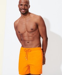 男款 Others 纯色 - 男士纯色泳裤, Apricot 正面穿戴视图