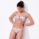 Donna Altri Stampato - Slip bikini donna Rainbow Tanga Flowers, Cyclamen vista frontale indossata