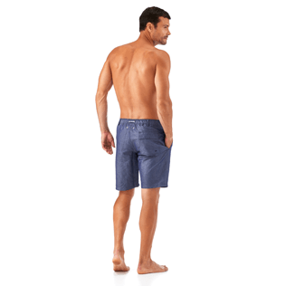 Uomo Bermuda Unita - Bermuda a sigaretta tinta unita, Blu jeans backworn Uomo Bermuda Unita - Bermuda a sigaretta tinta unita, Blu jeans backworn