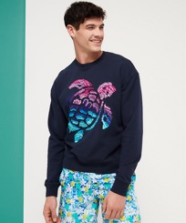 Embroidered Turtle Sweatshirt aus Baumwolle für Herren Marineblau Vorderseite getragene Ansicht
