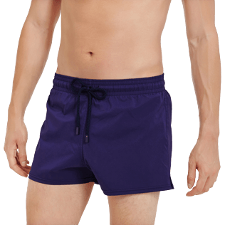 Uomo Classico corto Unita - Costume da bagno corto uomo stretch e aderente a tinta unita, Midnight blue supp1 Uomo Classico corto Unita - Costume da bagno corto uomo stretch e aderente a tinta unita, Midnight blue supp1
