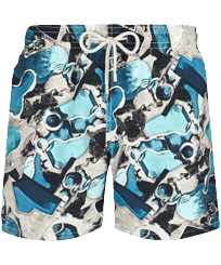 Men Stretch classic Printed - Men Swim Trunks Californian Pool Dogtown - Vilebrequin x Highsnobiety, Blue note front view