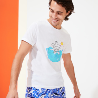 Hombre Autros Estampado - Camiseta de algodón orgánico con estampado Surf para hombre, Blanco vista frontal desgastada