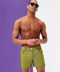 男款 Flat belts 纯色 - 男士纯色平腰带泳裤, Lemongrass 正面穿戴视图