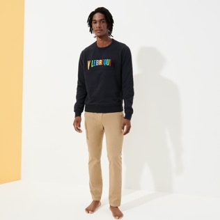 Imagen de Hombre Autros Estampado - Men cotton crewneck sweatshirt solid, Azul marino detalles vista 3 Imagen de Hombre Autros Estampado - Men cotton crewneck sweatshirt solid, Azul marino detalles vista 3