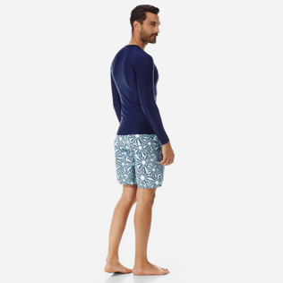 Others Printed - Unisex Long Sleeves Rashguards Solid, Navy backworn Others Printed - Unisex Long Sleeves Rashguards Solid, Navy backworn