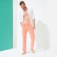 Herren Andere Uni - Cordhose mit Karottenschnitt für Herren, Teerose Vorderseite getragene Ansicht Herren Andere Uni - Cordhose mit Karottenschnitt für Herren, Teerose Vorderseite getragene Ansicht