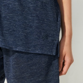 Bild von Herren Andere Uni - Solid Unisex-Hemd aus Leinen, Navy heather Details Ansicht 8 Bild von Herren Andere Uni - Solid Unisex-Hemd aus Leinen, Navy heather Details Ansicht 8