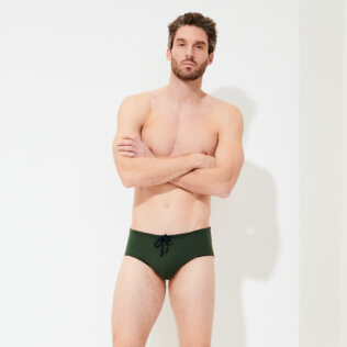 Hombre Slips y Boxers Liso - Bañador slip ajustado de color liso para hombre, Pimiento frontworn Hombre Slips y Boxers Liso - Bañador slip ajustado de color liso para hombre, Pimiento frontworn