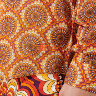 Andere Bedruckt - 1975 Rosaces Unisex Sommerhemd aus Baumwollvoile, Apricot Details Ansicht 2