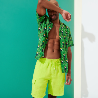 Men Others Solid - Men Linen Bermuda Shorts cargo pockets, Lemongrass frontworn Men Others Solid - Men Linen Bermuda Shorts cargo pockets, Lemongrass frontworn