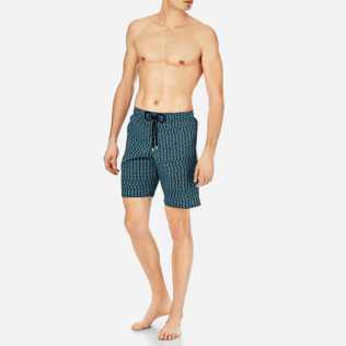 Homme Coupe longue Imprimé - Maillot de bain Stretch Homme Modernist Fish, Bleu marine frontworn Homme Coupe longue Imprimé - Maillot de bain Stretch Homme Modernist Fish, Bleu marine frontworn